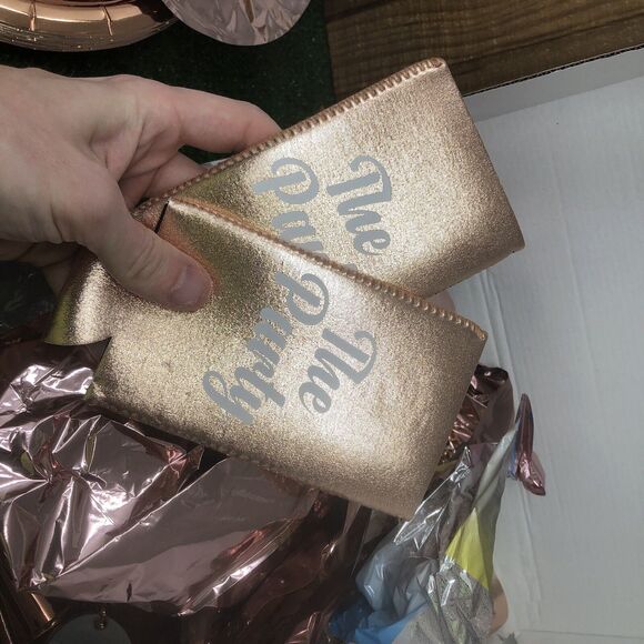 Bride to be Accessory Box - Picture 10 of 11